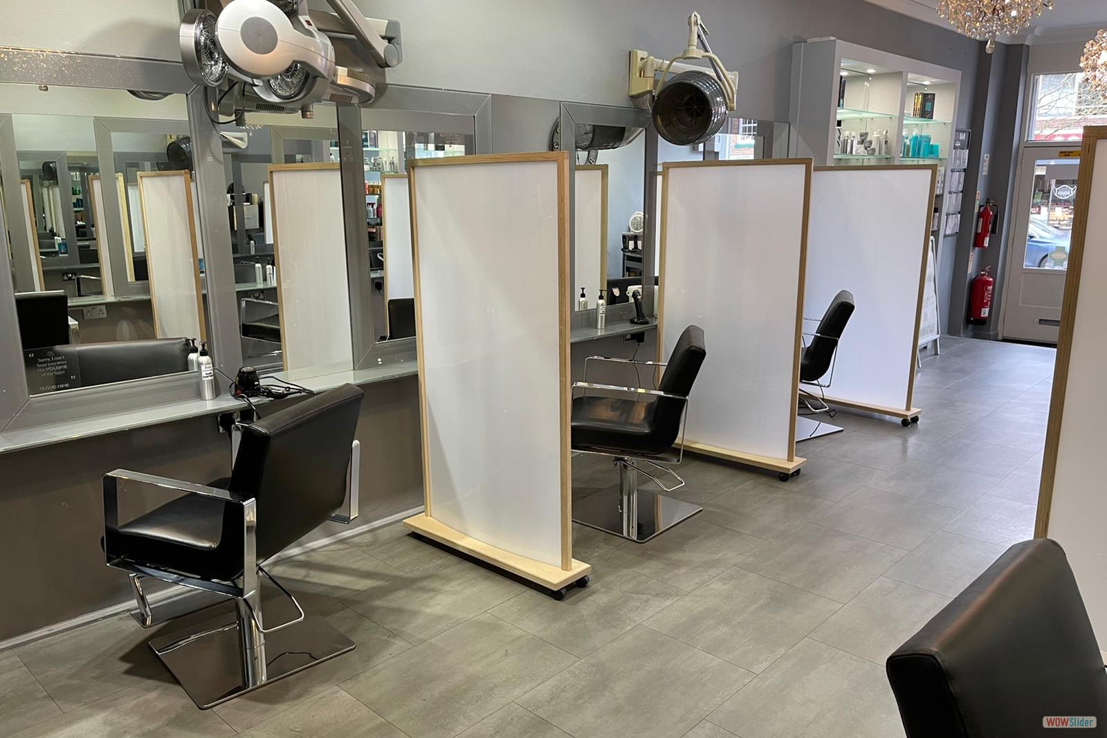 Main-salon-ground-floor03